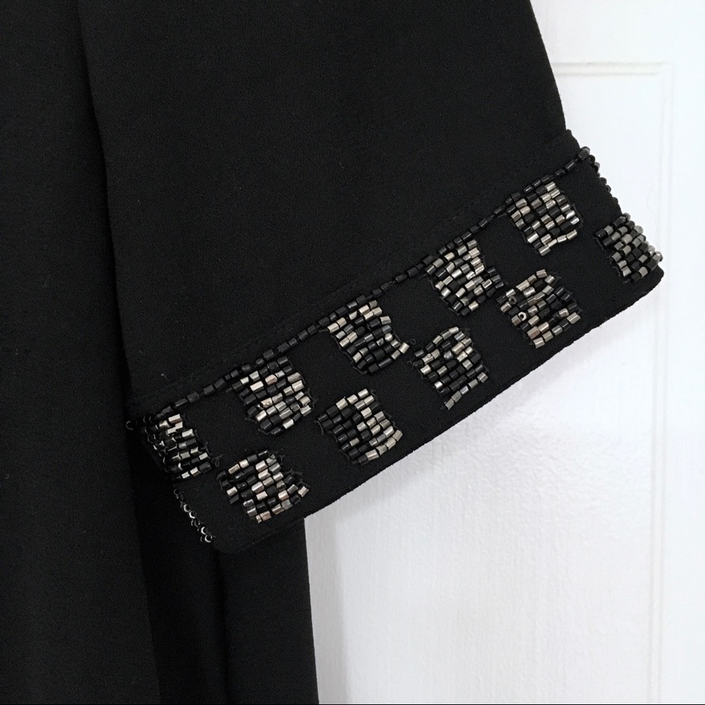 Black Shortsleeve Dress - Picture 3 of 8